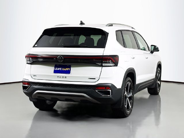 New 2026 Volkswagen Taos SEL AWD/4WD image 7