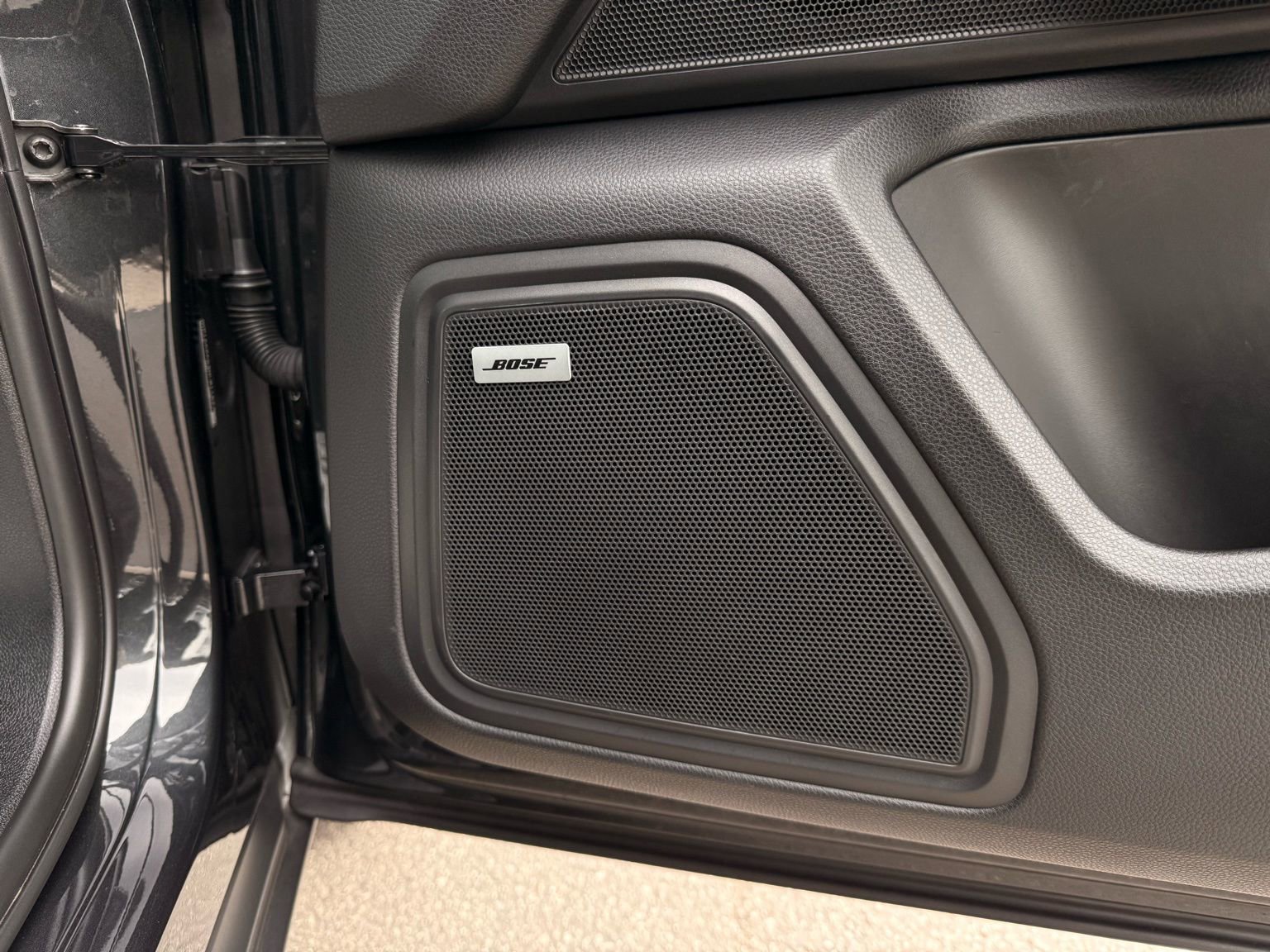 Used 2022 Porsche Macan image 16