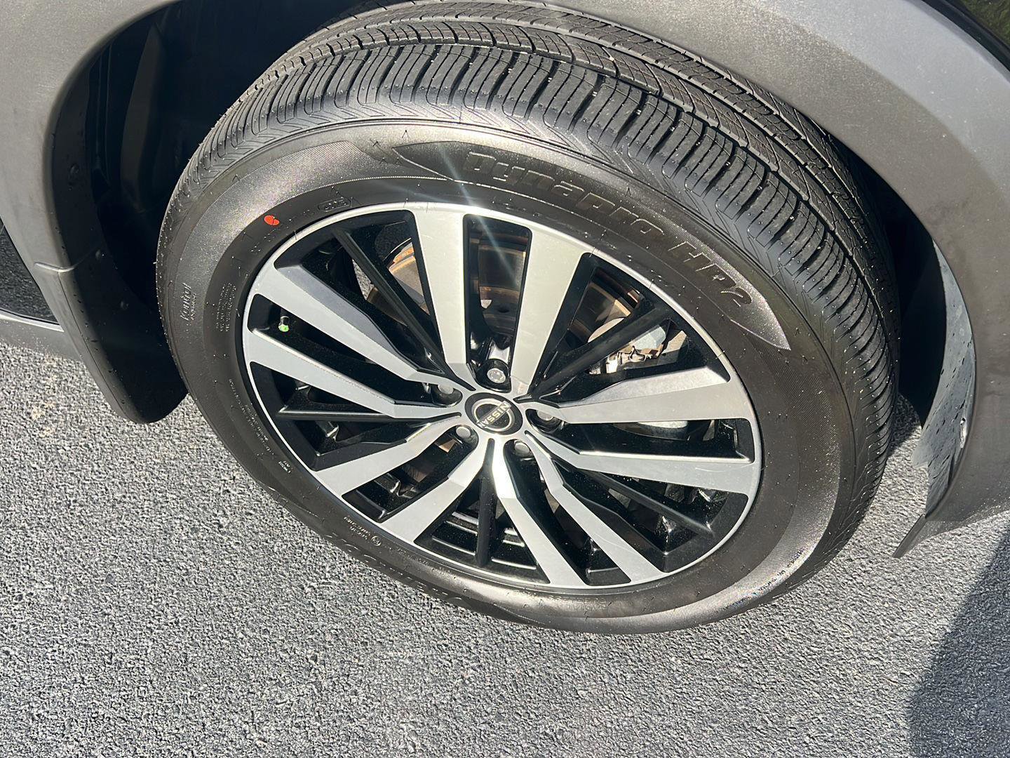 Used 2023 Nissan Pathfinder Platinum image 44