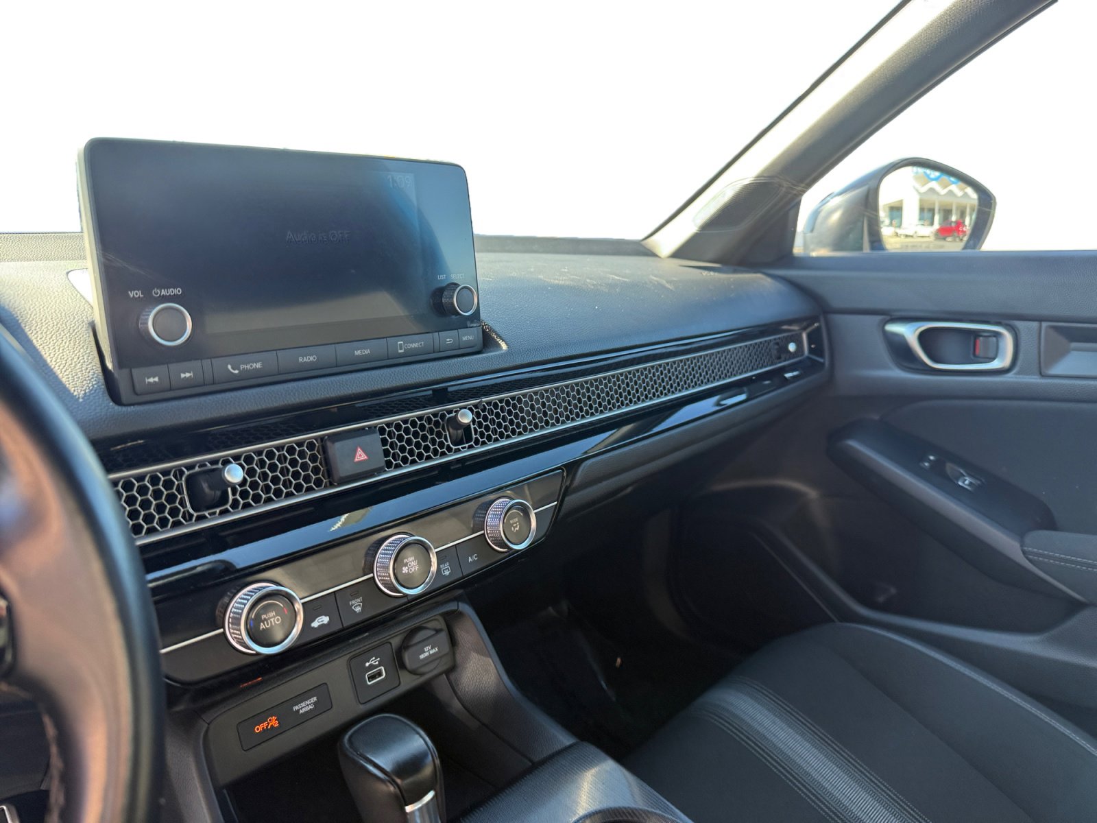 Used 2022 Honda Civic Sport image 12