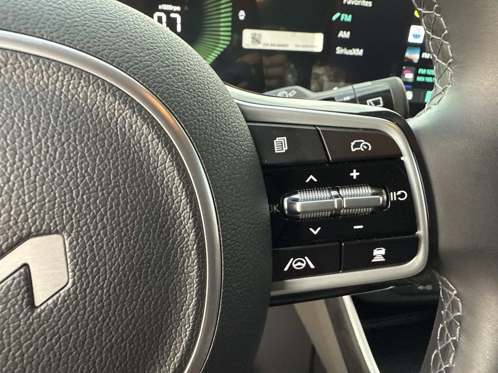 Used 2026 Kia Carnival image 34