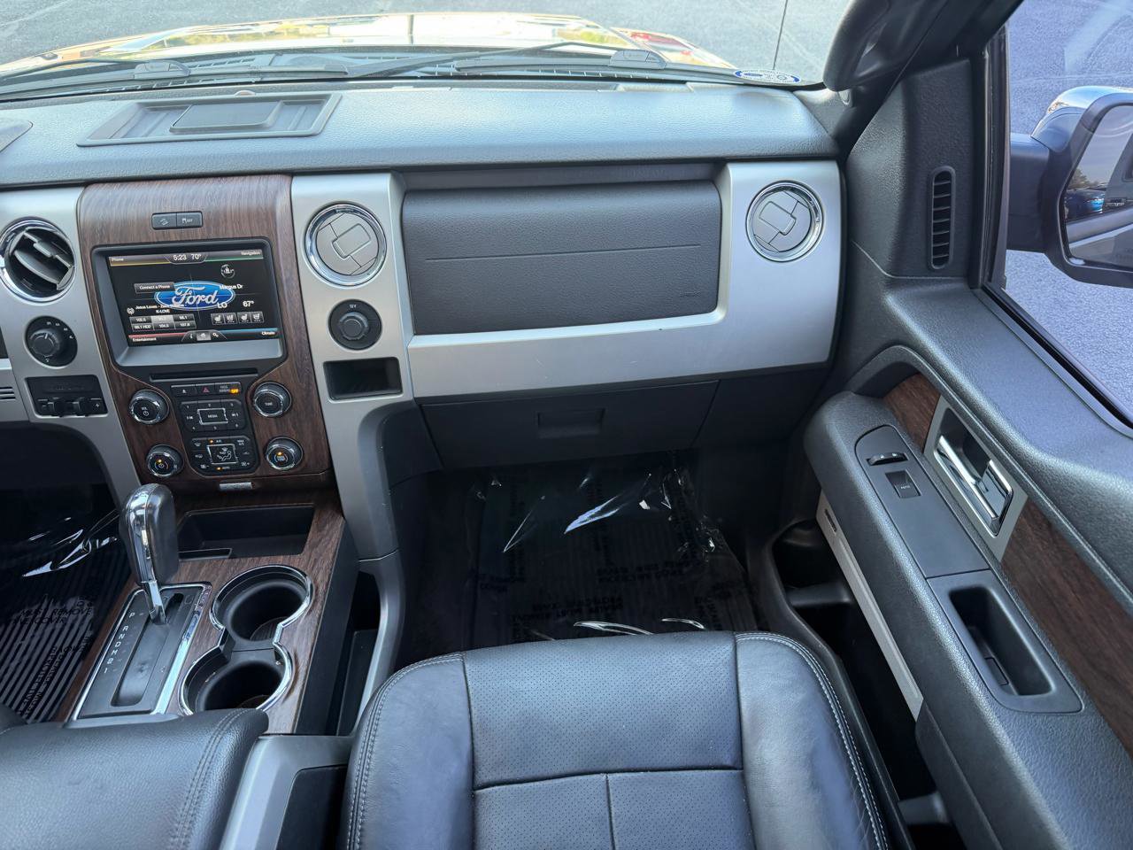 Used 2014 Ford F150 Lariat w/ Equipment Group 502A Luxury AWD/4WD image 23