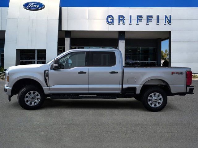 Used 2024 Ford F250 XLT w/ FX4 Off-Road Package AWD/4WD image 10