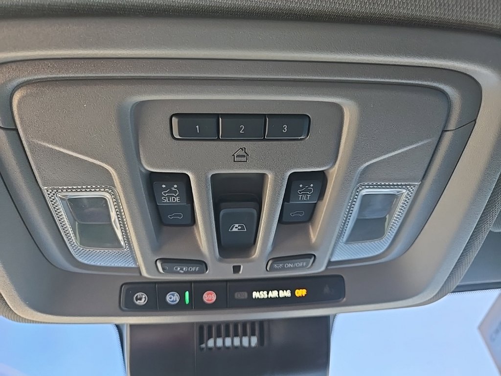 Used 2025 GMC Sierra 1500 Denali AWD/4WD image 23
