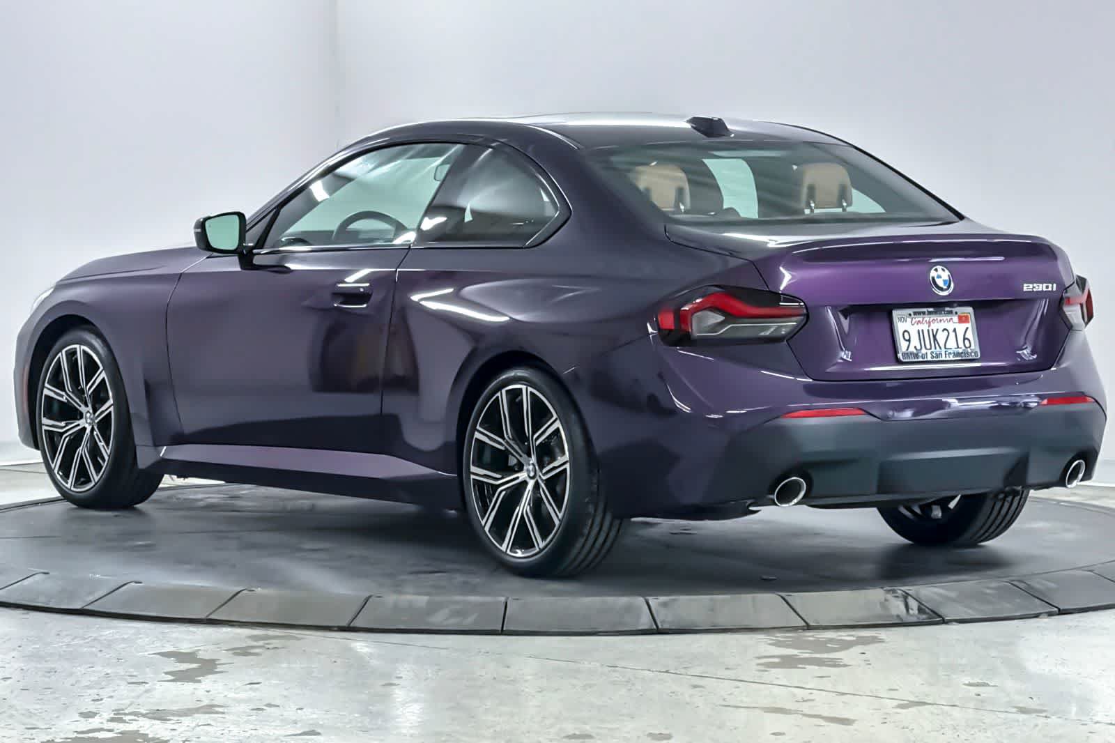 Used 2023 BMW 230i Coupe w/ Convenience Package RWD image 6