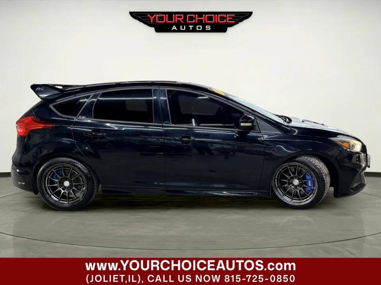 Used 2017 Ford Focus RS AWD/4WD image 8
