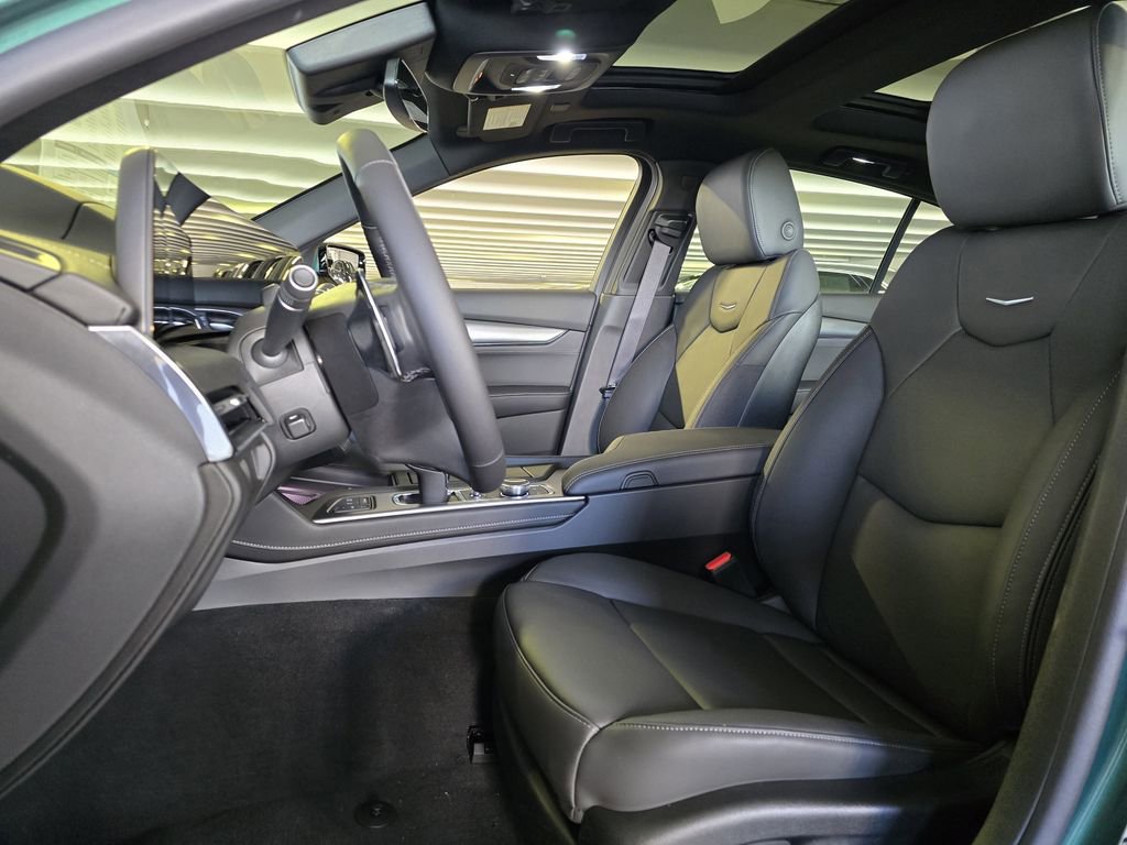 Used 2025 Cadillac CT5 Premium Luxury RWD image 15
