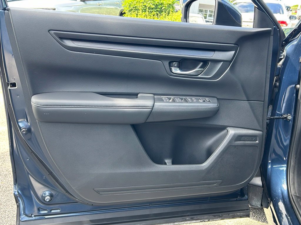 Used 2024 Honda CR-V LX image 27