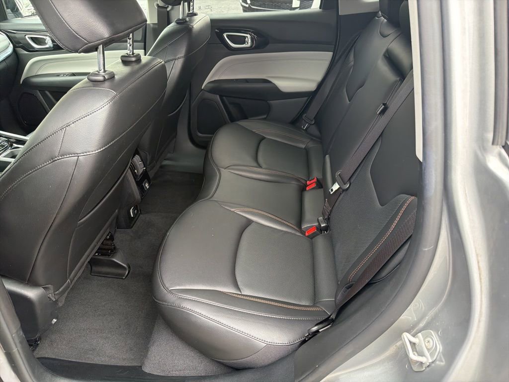 Certified 2022 Jeep Compass Limited image 27