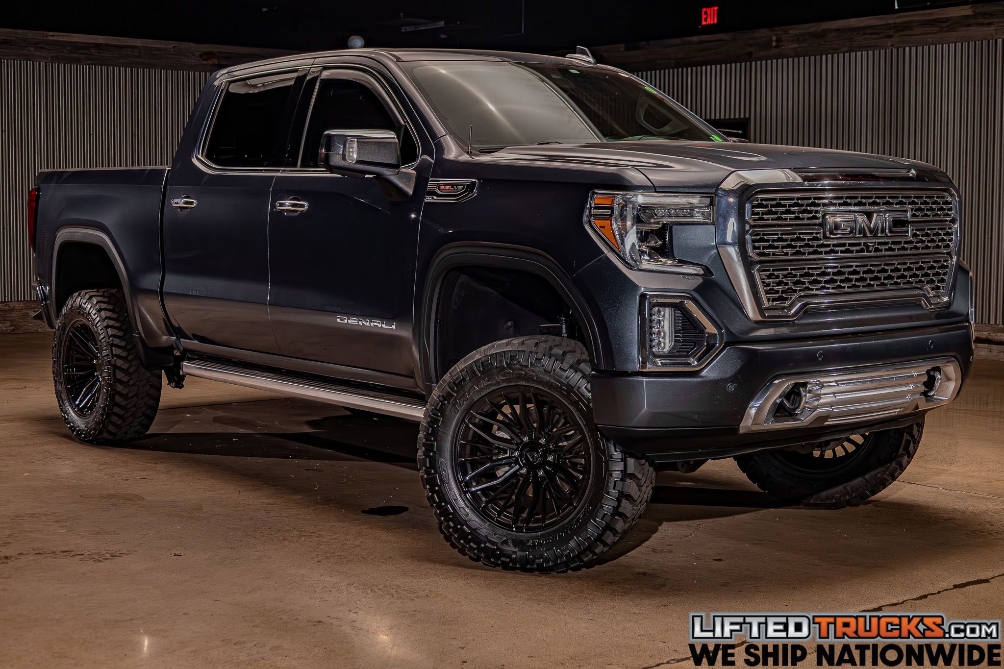 Used 2019 GMC Sierra 1500 Denali w/ Denali Ultimate Package AWD/4WD image 1