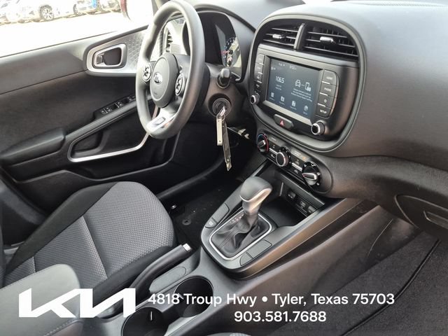 Certified 2021 Kia Soul LX FWD image 11