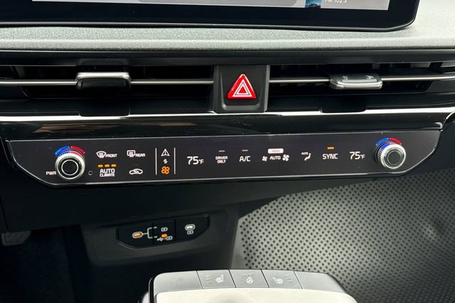 New 2025 Kia EV6 Light image 25