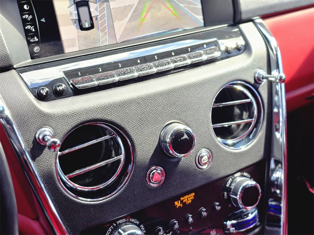 Used 2022 Rolls-Royce Cullinan image 27