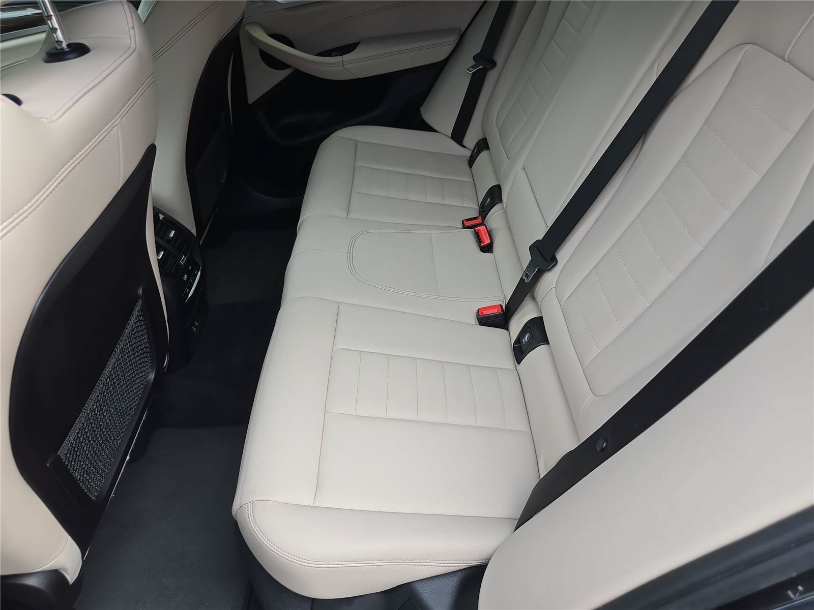 Used 2020 BMW X3 xDrive30i w/ Executive Package AWD/4WD image 15