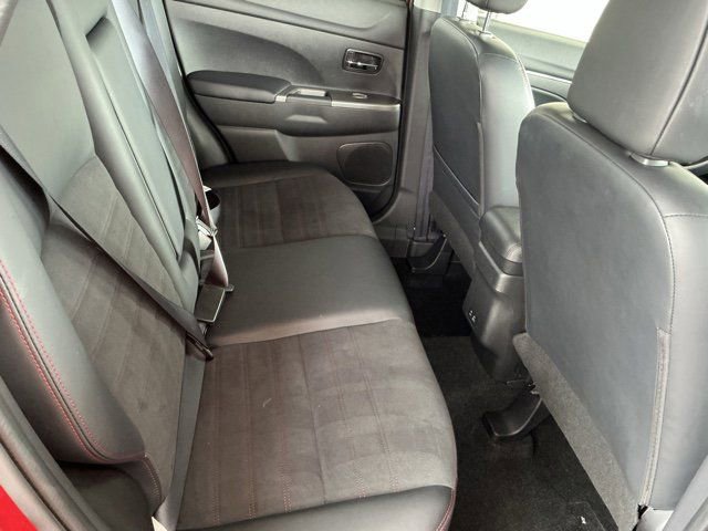 Used 2025 Mitsubishi Outlander Sport SE image 18