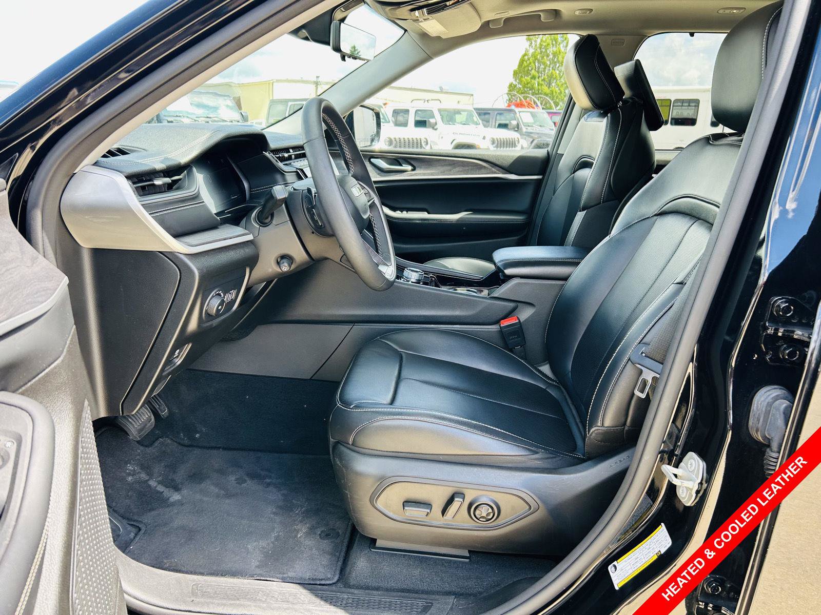 Used 2023 Jeep Grand Cherokee Limited w/ Luxury Tech Group II AWD/4WD video 2