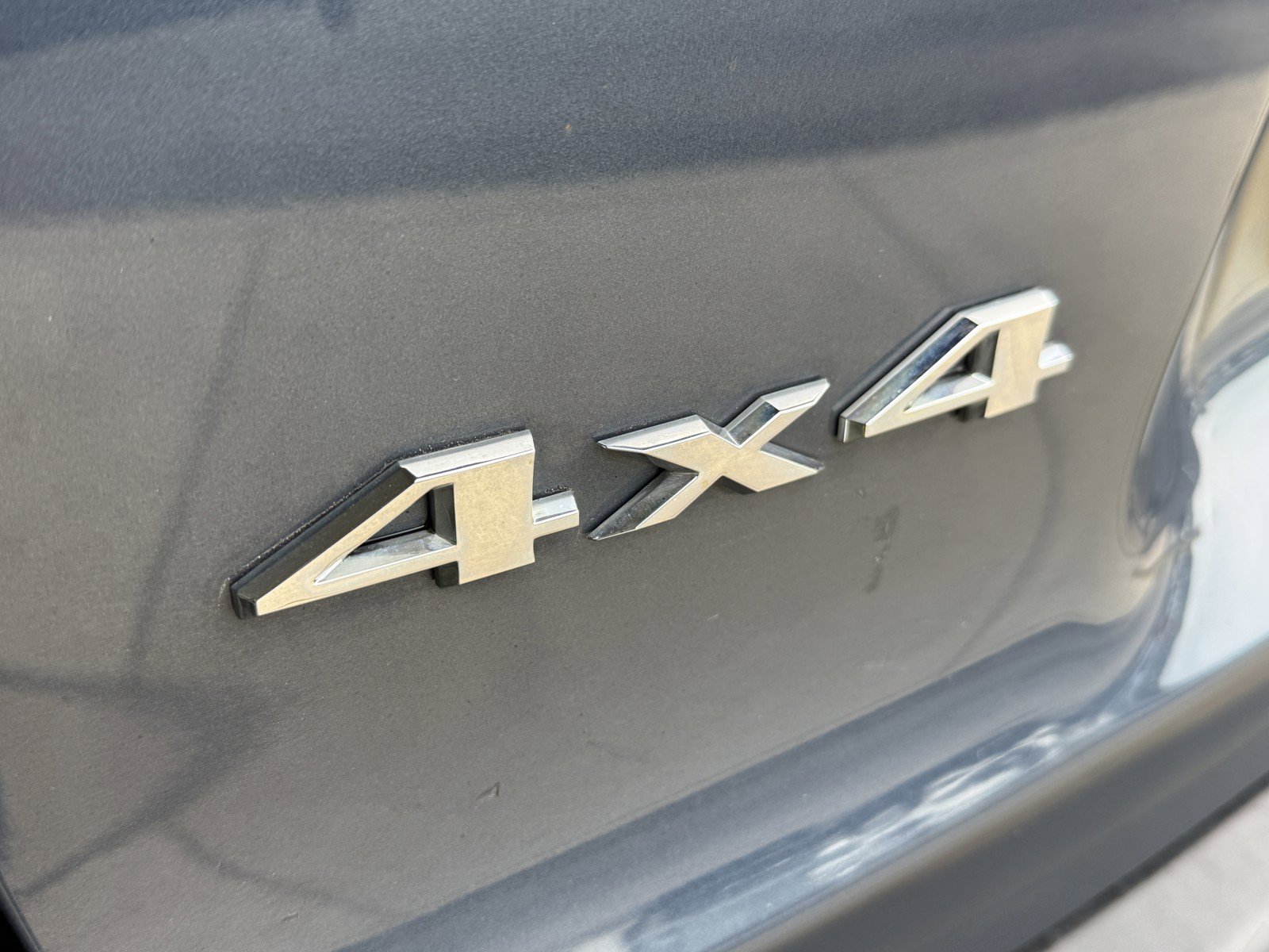 Used 2019 Jeep Cherokee Limited AWD/4WD image 38