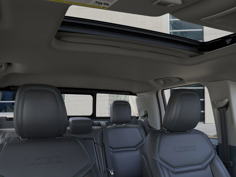 New 2025 Ford Maverick Lobo image 12