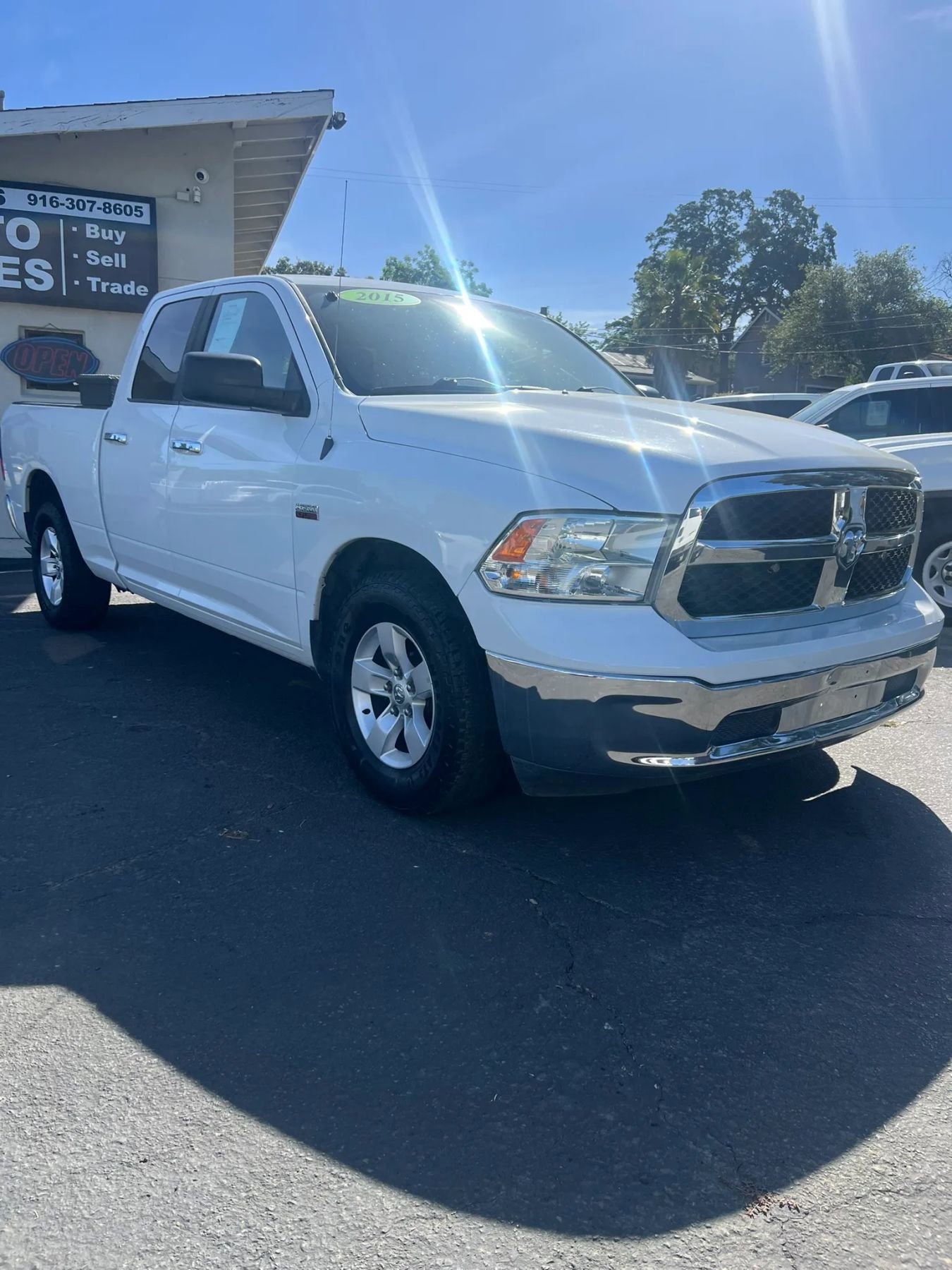 Used 2015 RAM 1500 Classic SLT RWD image 3