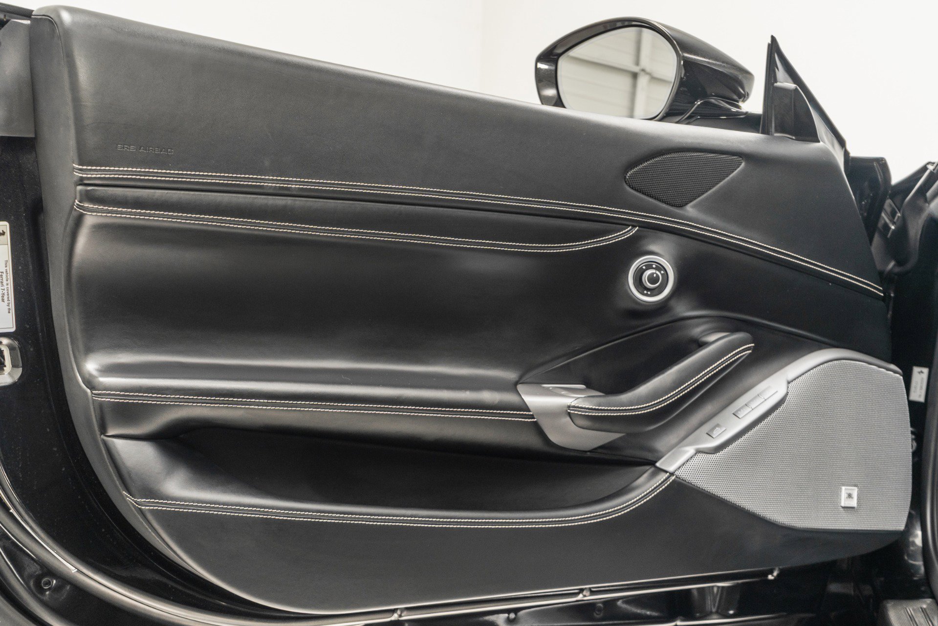 Used 2020 Ferrari Portofino image 40