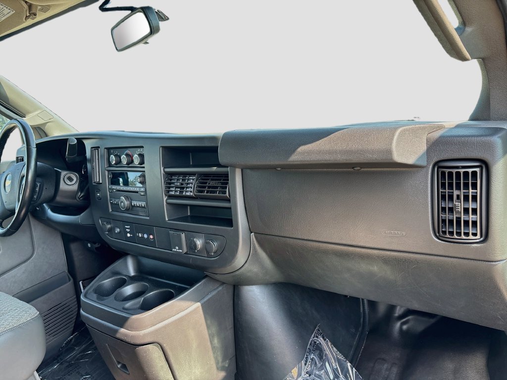 Used 2021 Chevrolet Express 3500 w/ Power Convenience Package RWD image 25