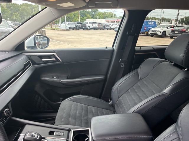Used 2024 Mitsubishi Outlander SE FWD image 16