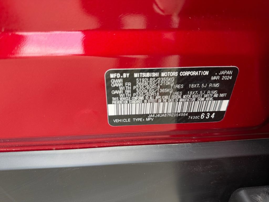 Used 2024 Mitsubishi Outlander ES AWD/4WD image 31