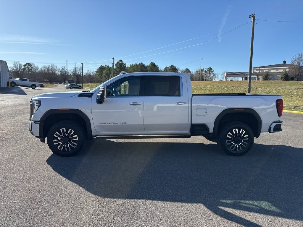 Used 2024 GMC Sierra 2500 Denali Ultimate w/ Max Trailering Package image 6