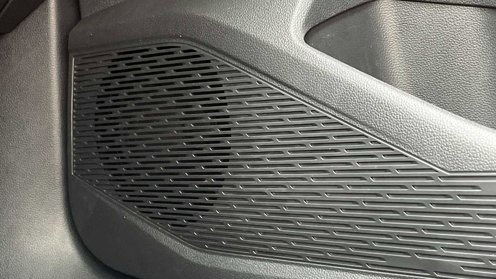 Used 2023 Volkswagen Jetta SE FWD image 44