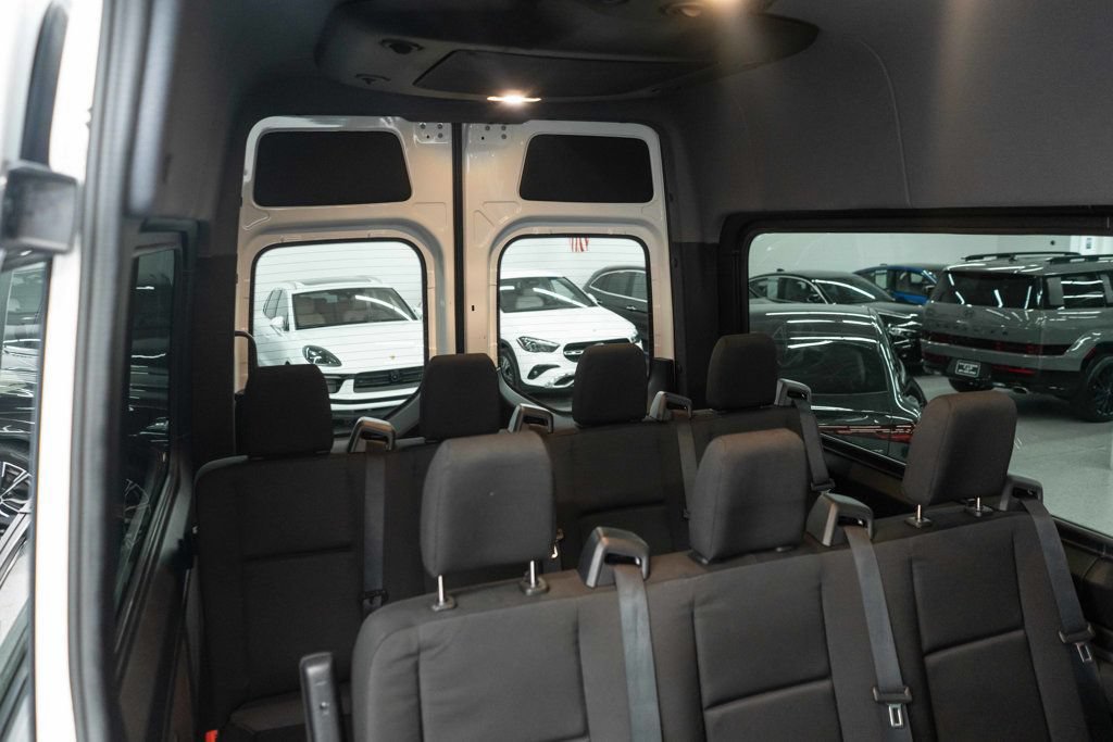 Used 2025 Mercedes-Benz Sprinter 2500 image 14