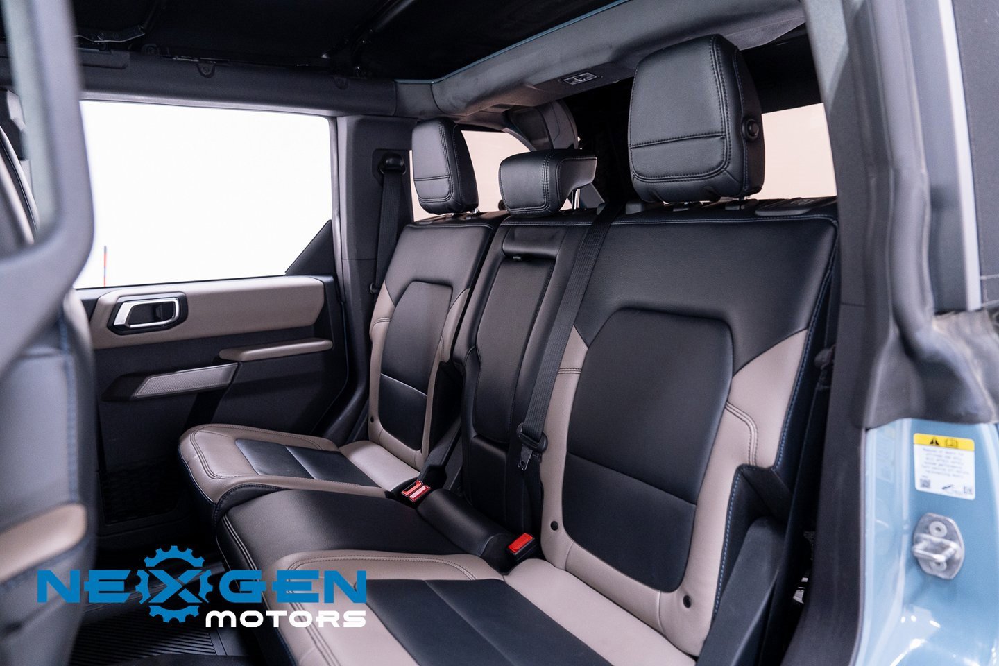 Used 2022 Ford Bronco Wildtrak image 38