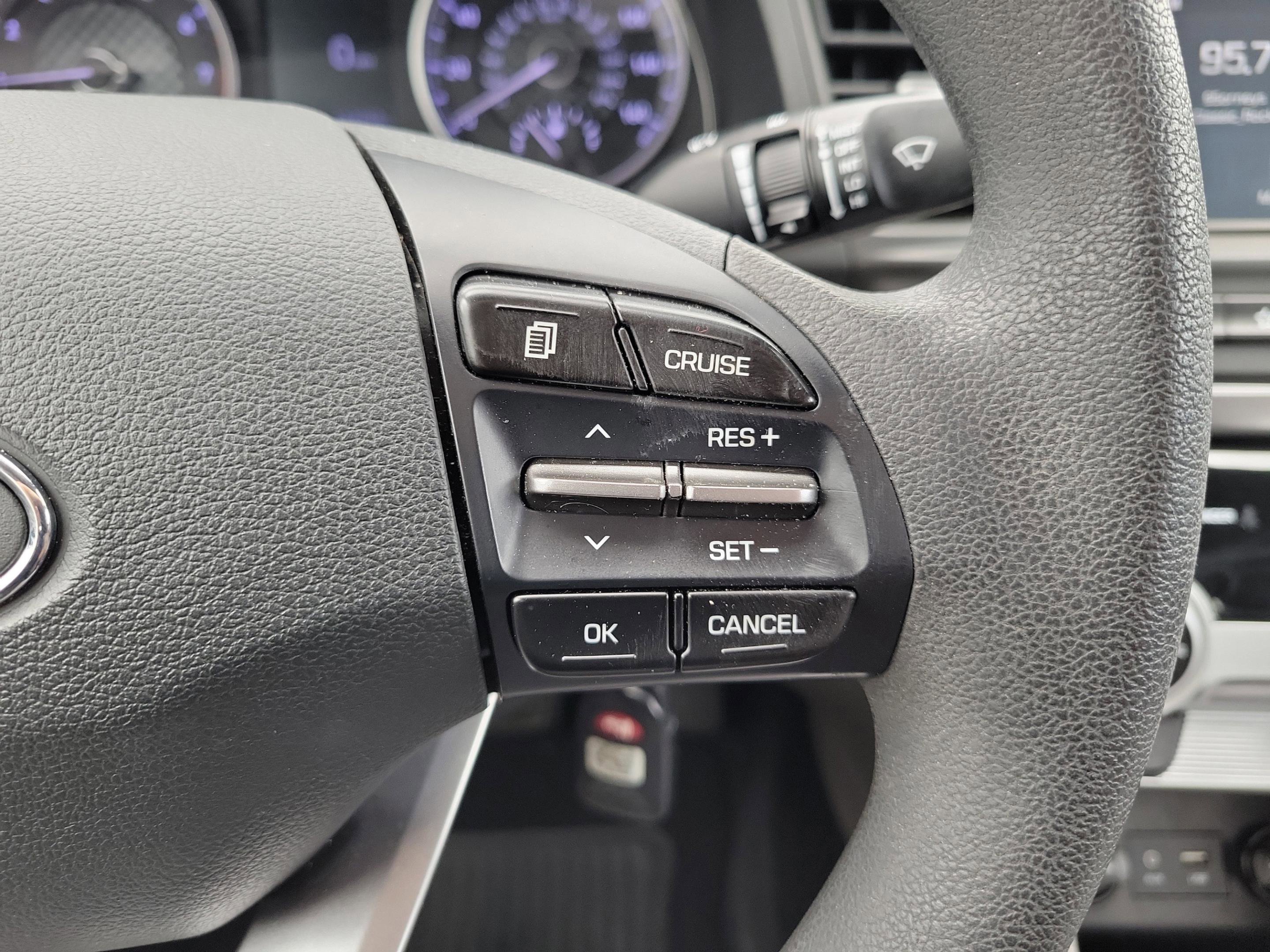 Used 2019 Hyundai Elantra SEL image 29