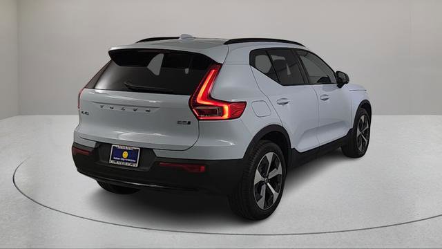 Certified 2026 Volvo XC40 B5 Plus w/ Protection Package Premier AWD/4WD image 4