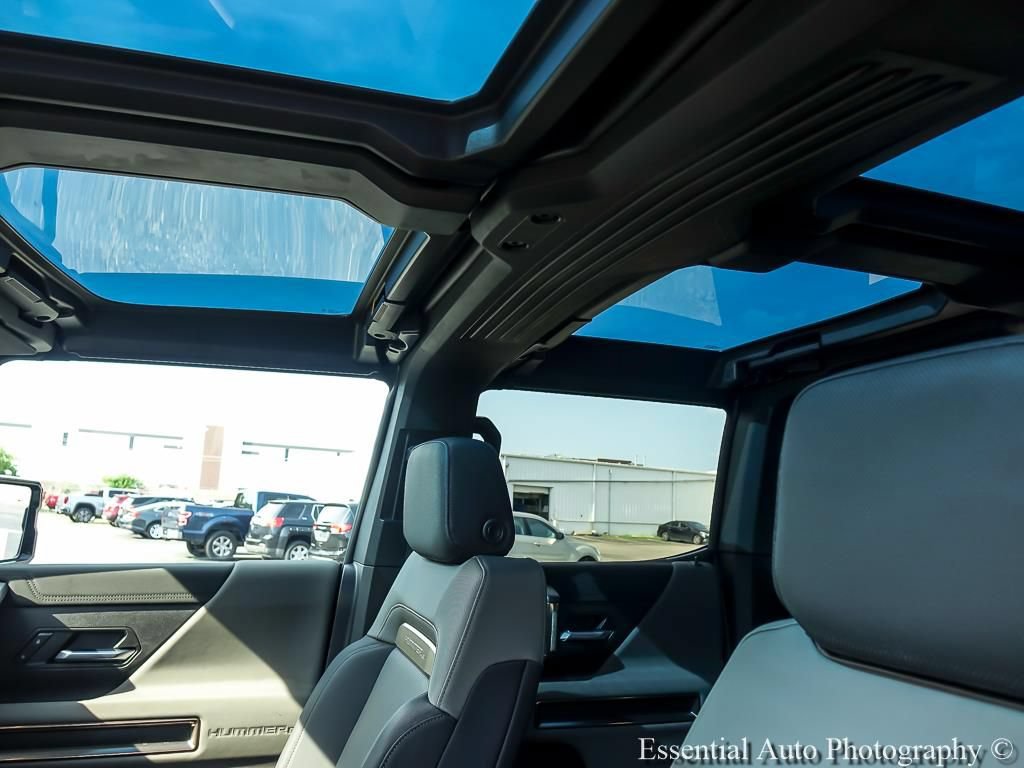 Used 2025 GMC Hummer EV 2X AWD/4WD image 12