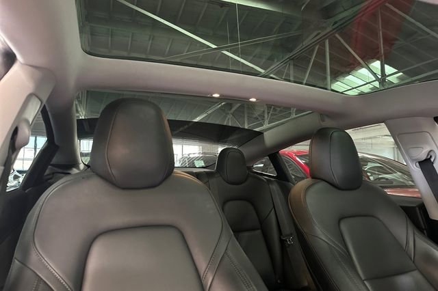 Used 2019 Tesla Model 3 Mid Range RWD image 19