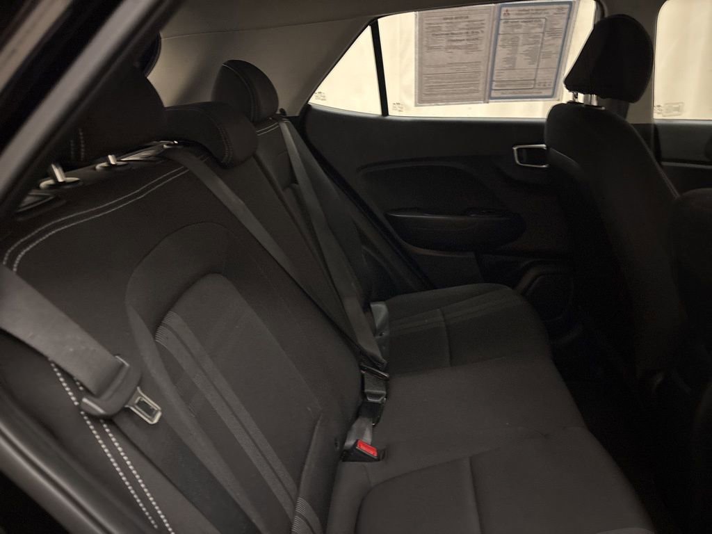 Used 2020 Hyundai Venue SEL FWD image 20
