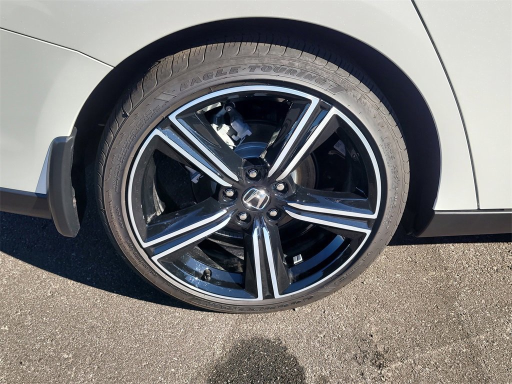 Used 2025 Honda Accord Sport image 5