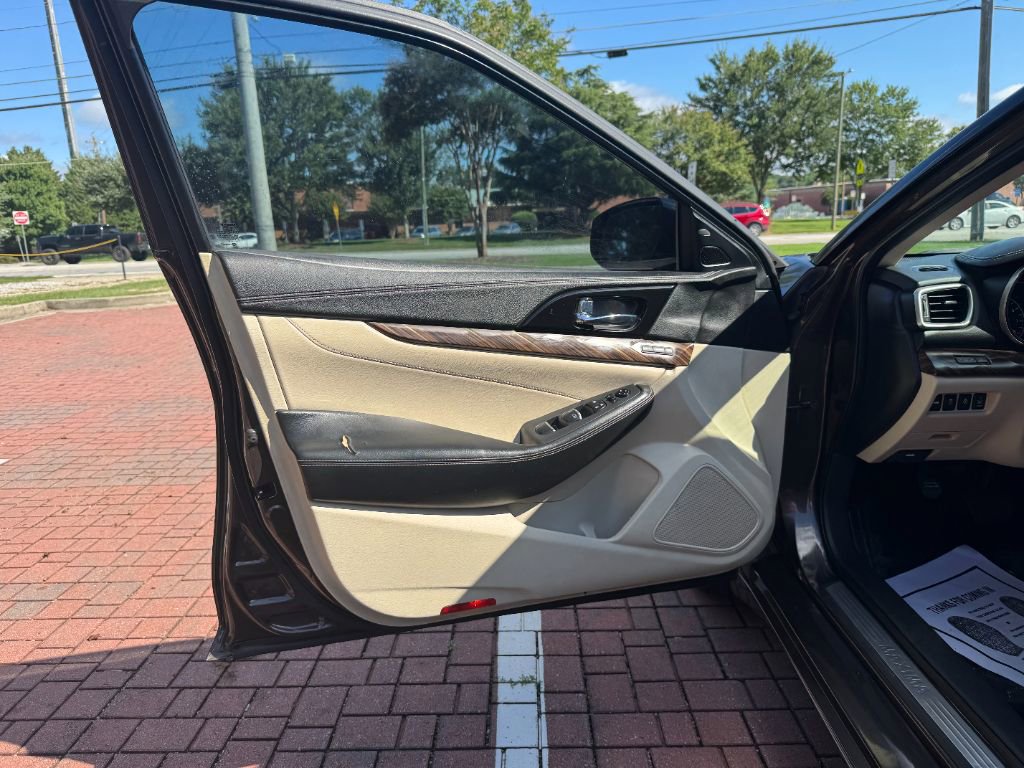 Used 2016 Nissan Maxima Platinum image 7