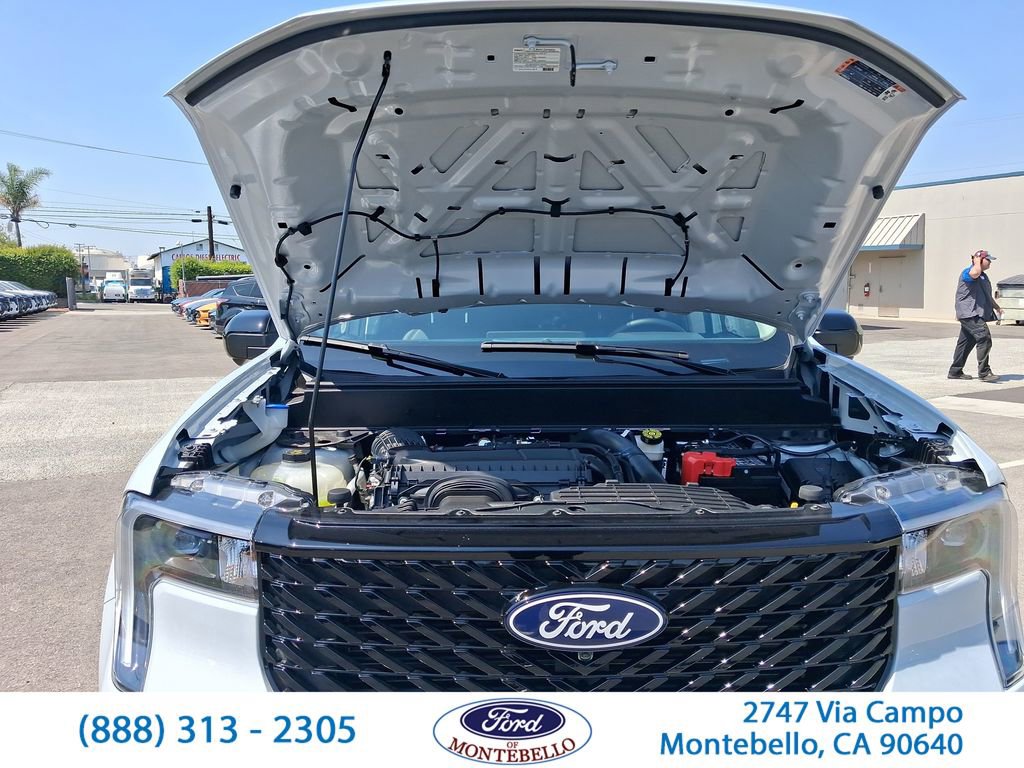Used 2026 Ford Maverick Lariat w/ Black Appearance Package AWD/4WD image 36