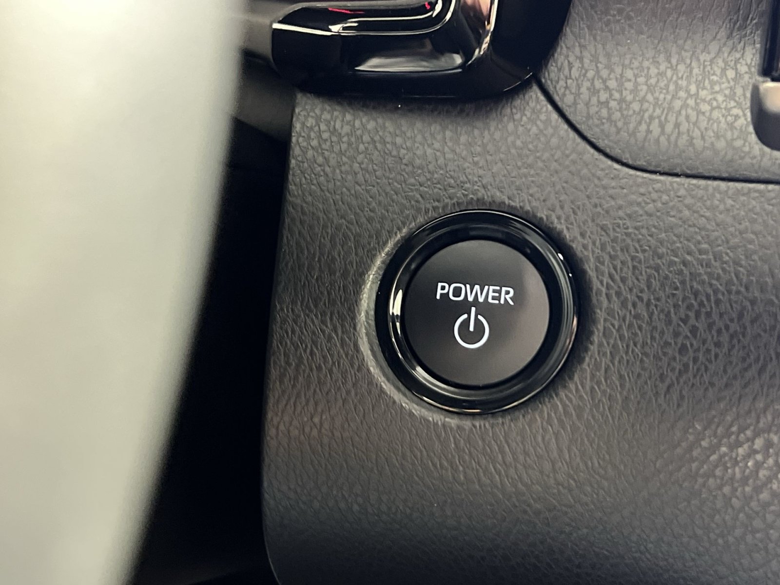 Used 2026 Toyota Camry SE FWD image 34