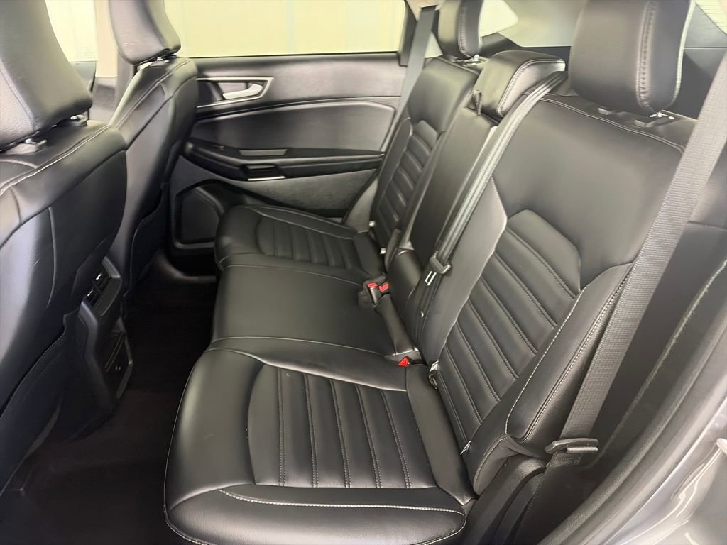 Certified 2024 Ford Edge SEL image 11