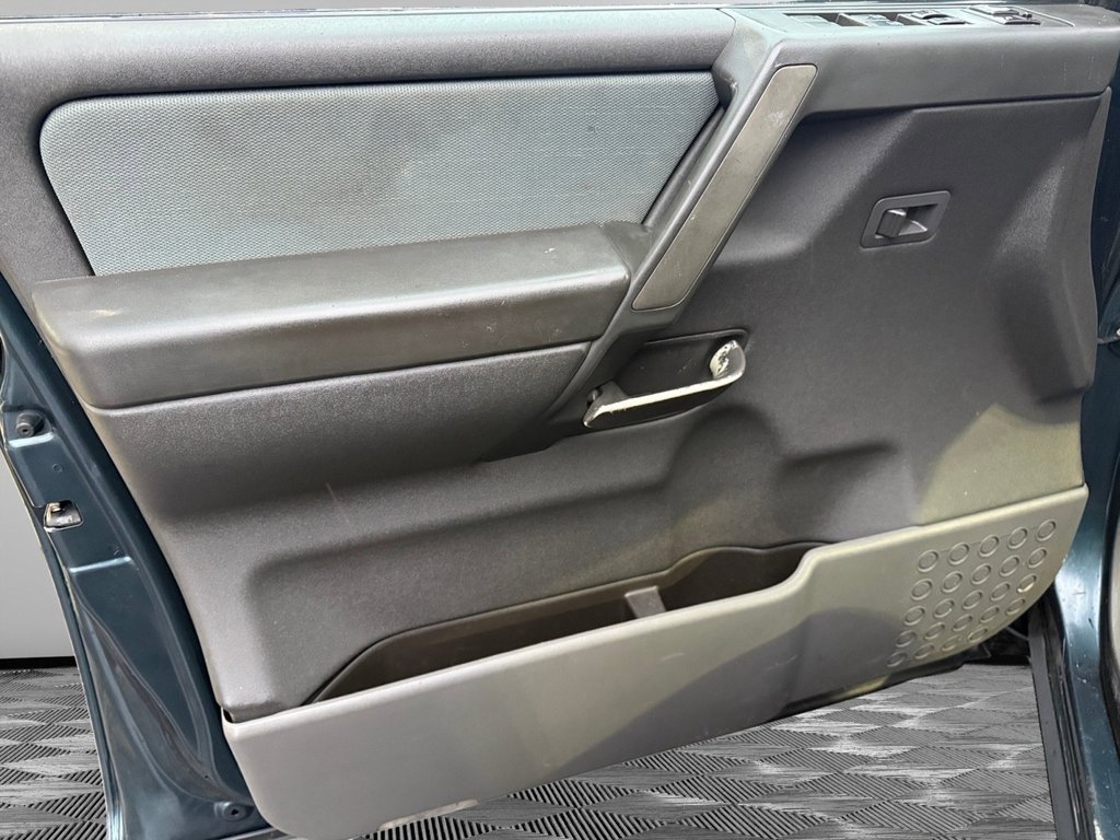 Used 2006 Nissan Titan SE image 20