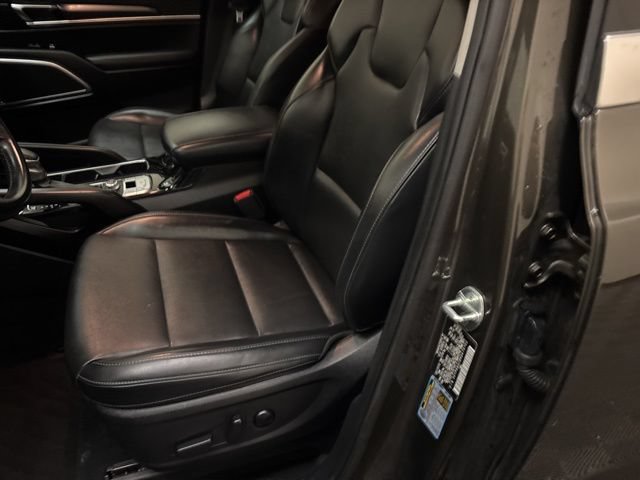 Certified 2024 Kia Telluride S FWD image 11