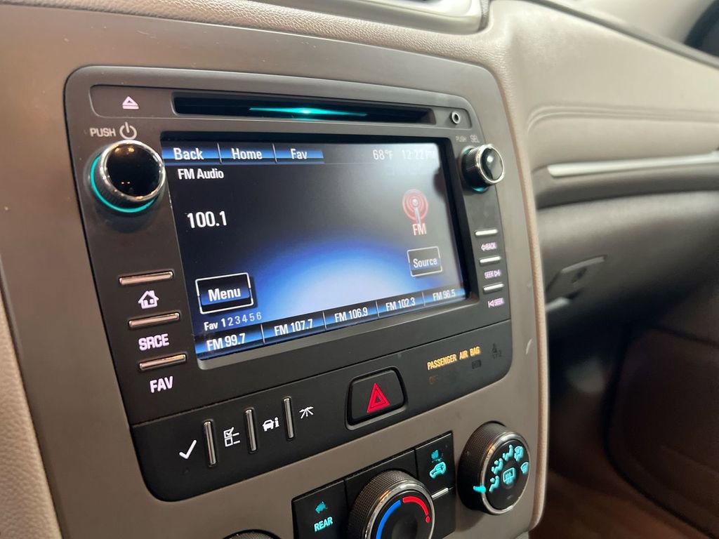 Used 2015 Chevrolet Traverse LS FWD image 14
