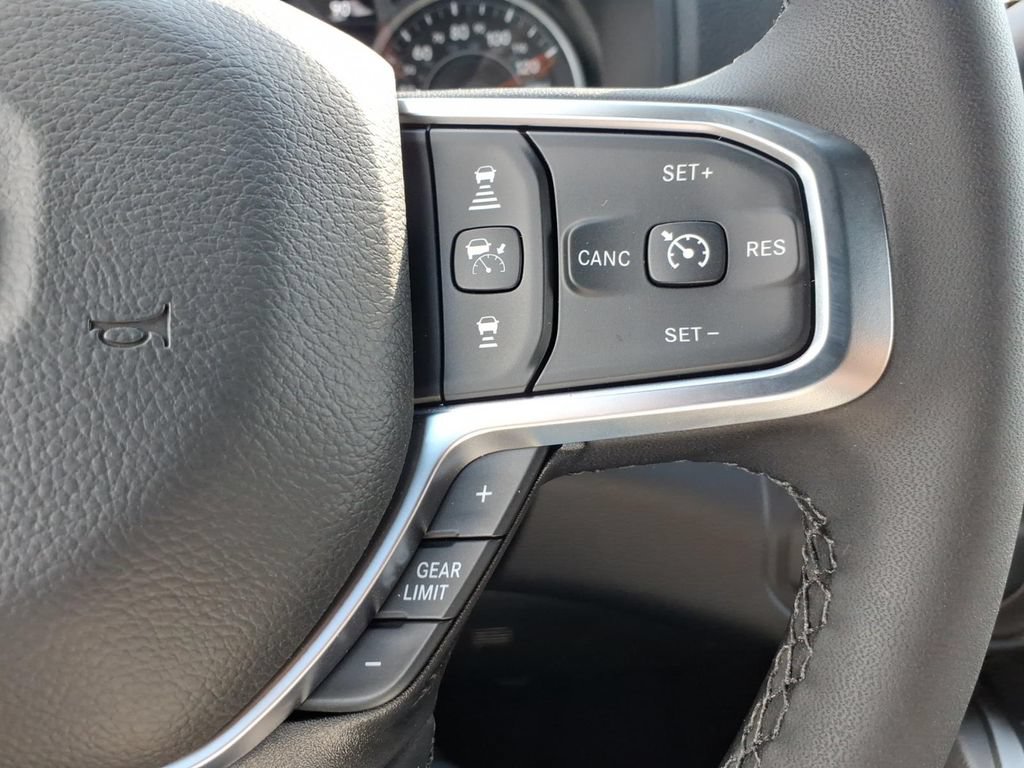 New 2026 RAM 2500 Big Horn AWD/4WD image 20