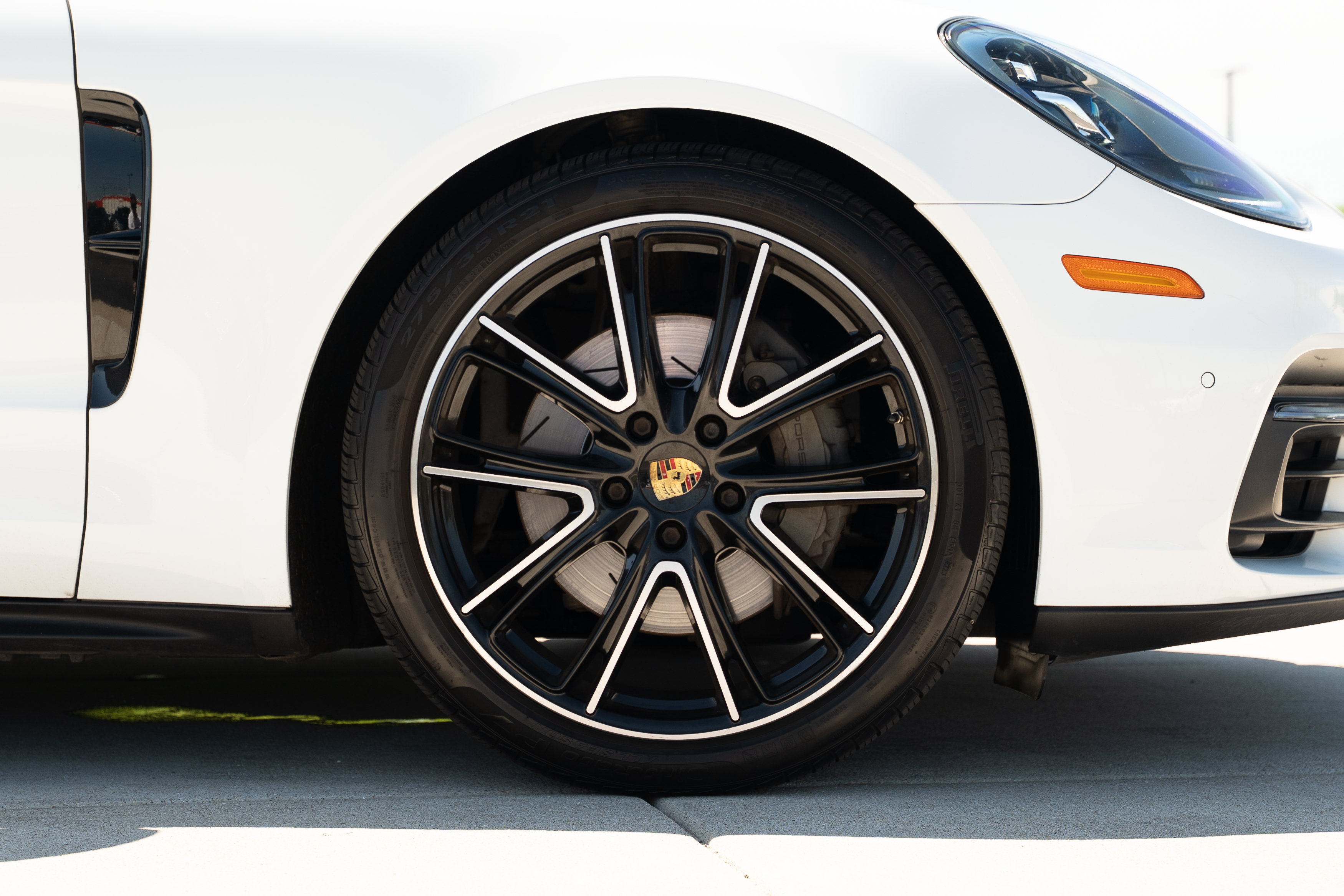 Used 2018 Porsche Panamera 4S AWD/4WD image 36