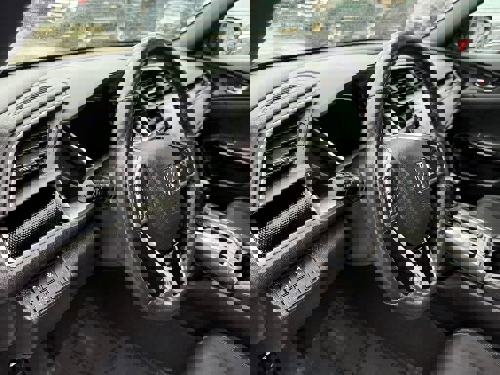 Used 2021 Honda Civic Sport image 11