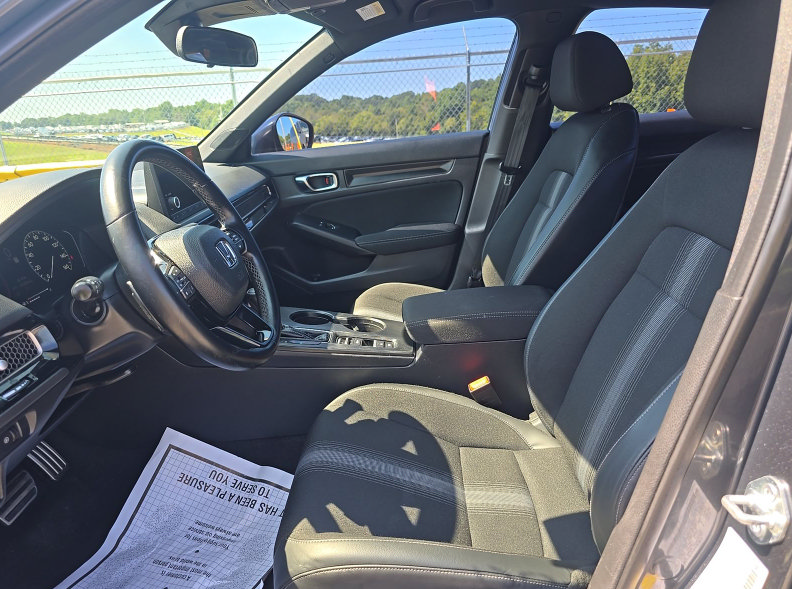 Used 2022 Honda Civic Sport image 8
