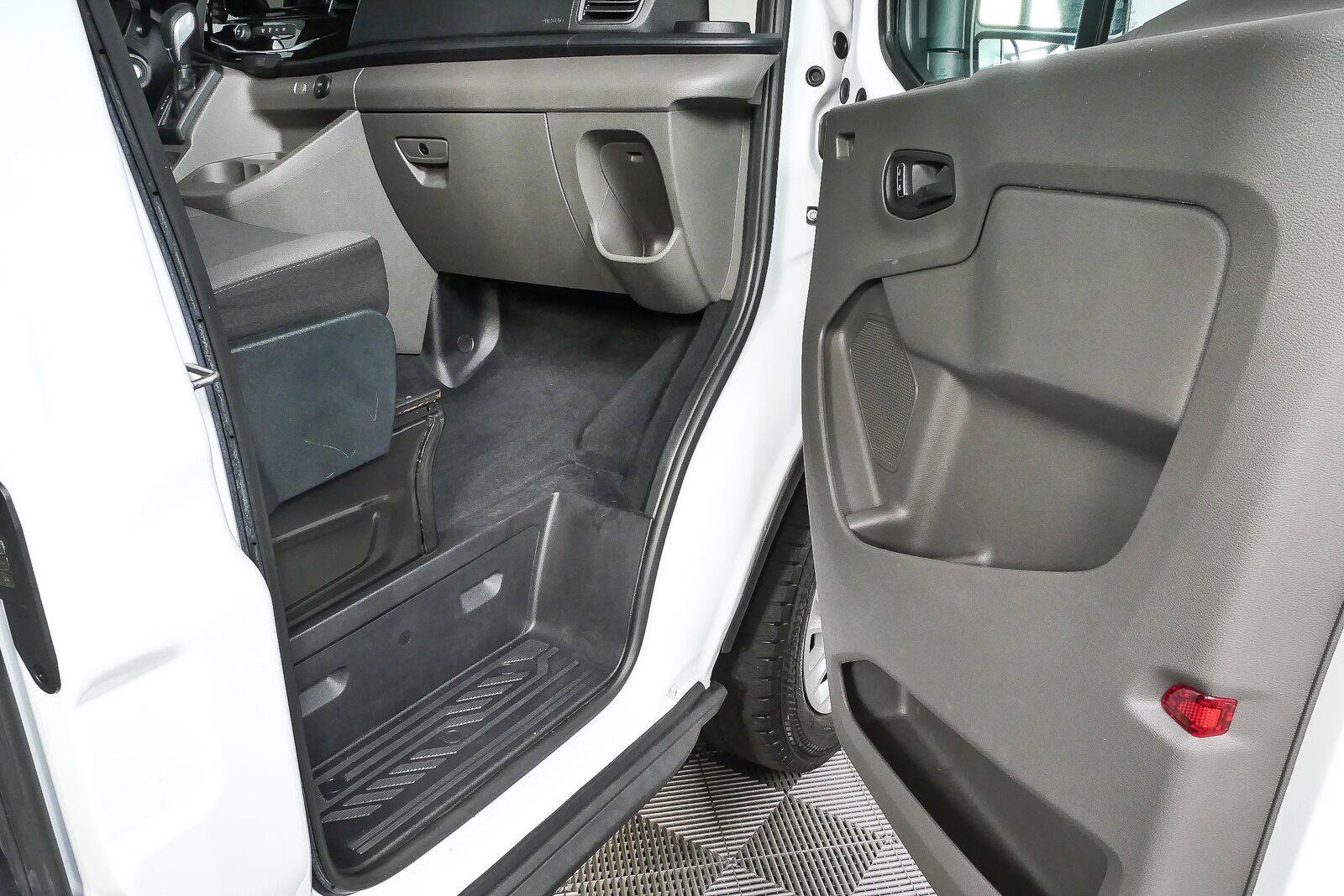 Used 2023 Ford Transit 350 XLT RWD image 20