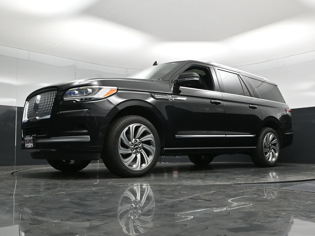 Used 2022 Lincoln Navigator L Reserve AWD/4WD image 64